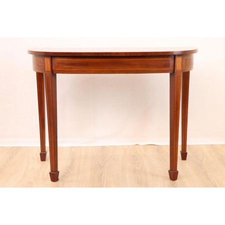 Schöner Beistelltisch / Side Table mit Intarsien