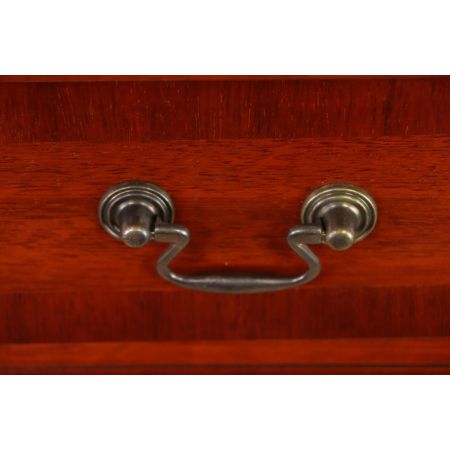 Schöne Wellington Chest / Wellington Kommode