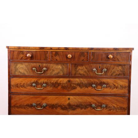 Chest of Drawers/ Kommode