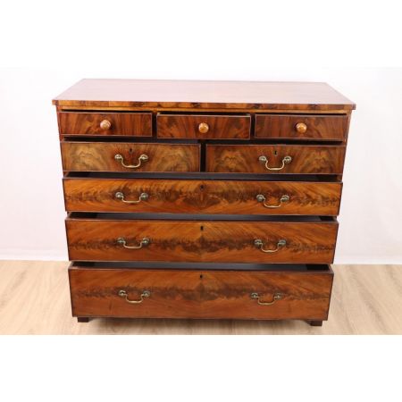 Chest of Drawers/ Kommode