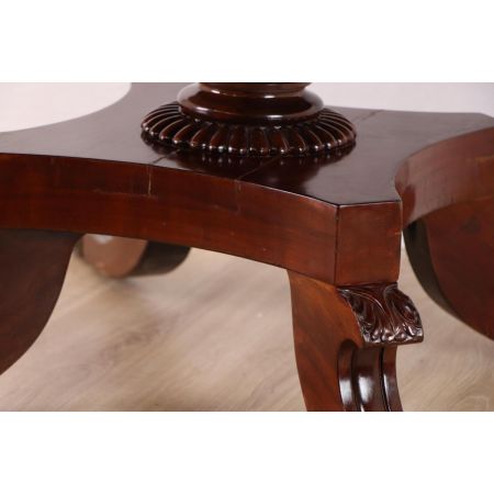 Esstisch/ Dining Table aus Massivholz