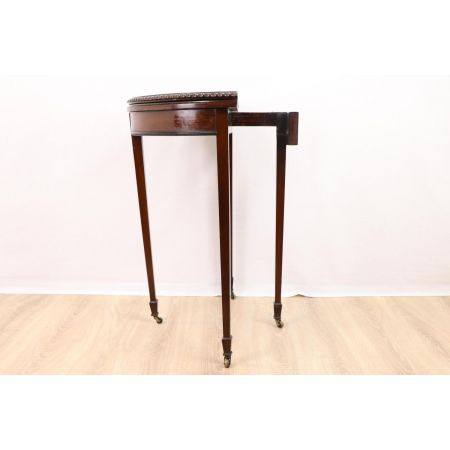Schöner runder   demi Lune Cardtable  auf Rollen, klappbar antik Edwardian 1890