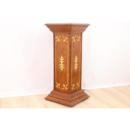 Schöne kleine Säule / Podest mit Messing Intarsien