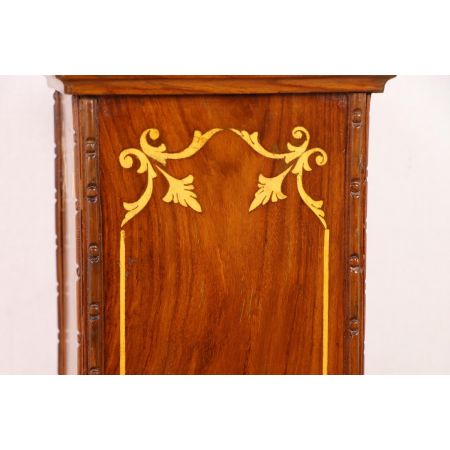 Schöne kleine Säule / Podest mit Messing Intarsien