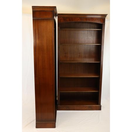 Zweiteiliges Bücherregal / Open Bookcase