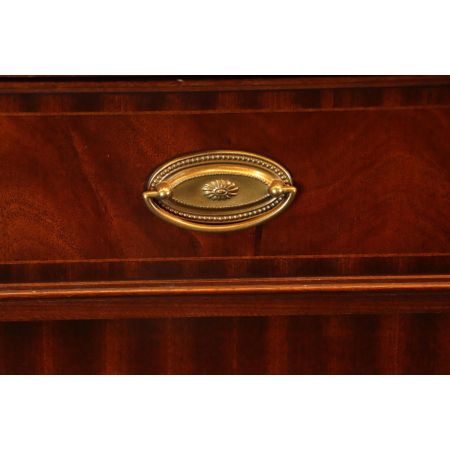 Besonderer Breakfront Bücherschrank mit Regency Stil Verglasung