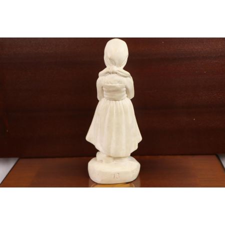 Keramik Figur Skulptur Mädchen mit Schüssel antik