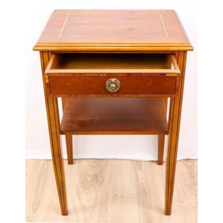 Eleganter englischer Beistelltisch, Mahagoni, Edwardian Style