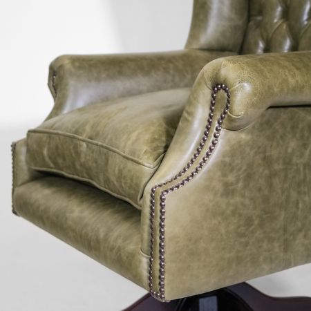Chesterfield "Roll Arm Swivel" in Grün , Drehstuhl, Englischer Bürostuhl, Ledersessel