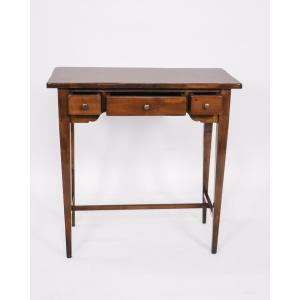 Eleganter Ladiesdesk aus massivem Mahagoni