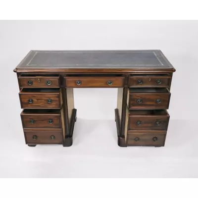 Eleganter Pedestal desk aus der viktorianischen Epoche