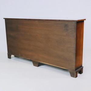 Elegantes 4-door Sideboard aus Mahagoni mit wunderschönen Bandintarsien