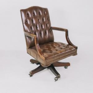 Vintage Chesterfield Drehstuhl mit braunem Leder, Bürostuhl