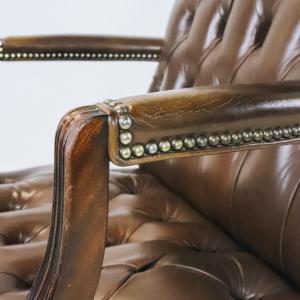 Vintage Chesterfield Drehstuhl mit braunem Leder, Bürostuhl