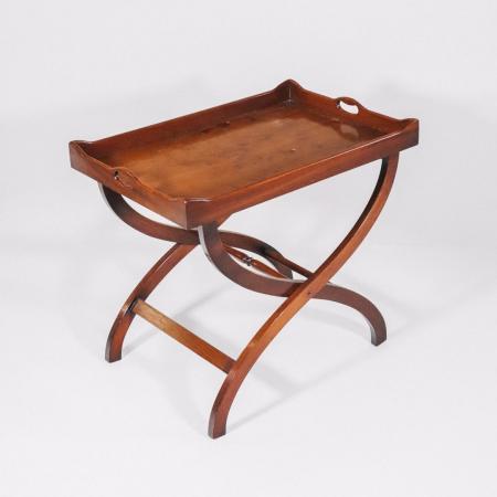 Mahagoni Butlertray mit Sebelbeinen und Klapffunktion