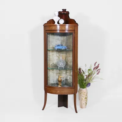 Antike edwardianische Eckvitrine aus massivem Mahagoni – Bow Front Corner Cabinet