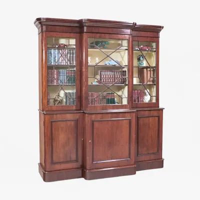 Antiker viktorianischer Bücherschrank Mahagoni Breakfront England 19. Jahrhundert