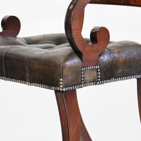 8 antike Regency Style Esszimmerstühle