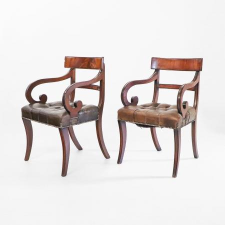 8 antike Regency Style Esszimmerstühle