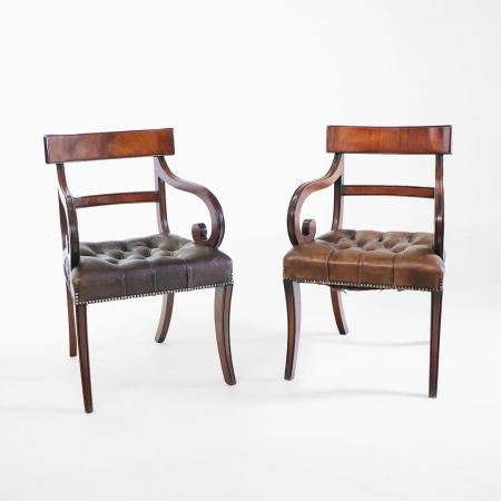 8 antike Regency Style Esszimmerstühle