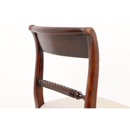 Antike Viktorianische Esszimmer Stühle, Dining Chairs aus Mahagoni Holz 6 Stück, Column Legs, Sabre Legs mit Schönen Sauberen Polstern, ca. 1860