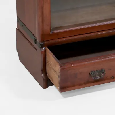 Globe Wernicke Bücherregal