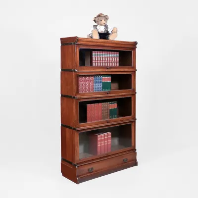 4-Stöckiges Bücherregal aus Massivholz von Globe Wernicke – Original um 1910