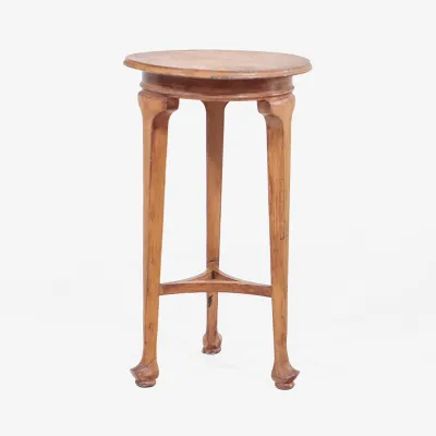 Antiker dreibeiniger Beistelltisch im Jugendstil / Art Nouveau