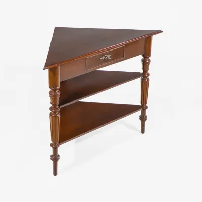 Viktorianischer Ecktisch