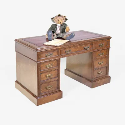 Victorian Schreibtisch Antik aus England – Massiv Eiche Pedestal Desk 19. Jahrhundert