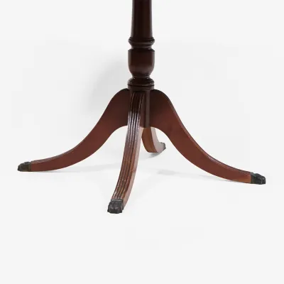 Regency Style Esstisch