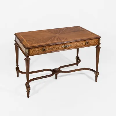 Antiker Schreibtisch Mahagoni mit Intarsien – Louis XVI Stil, freistehend ca. 1920