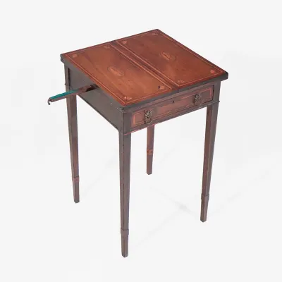 Antiker Spieltisch klappbar