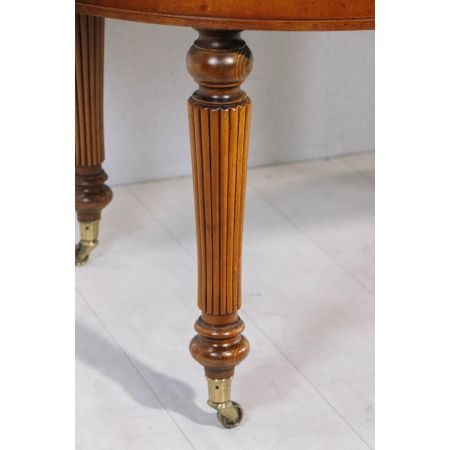 Ovaler Esstisch Antik Stil Eibe bis 250 cm ausziehbar