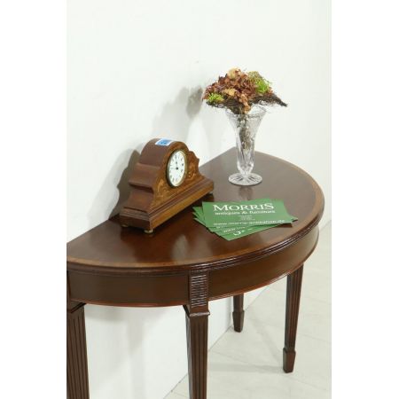 Antiker Demi Lune Beistelltisch, halbrund, Mahagoni, ca. 1860