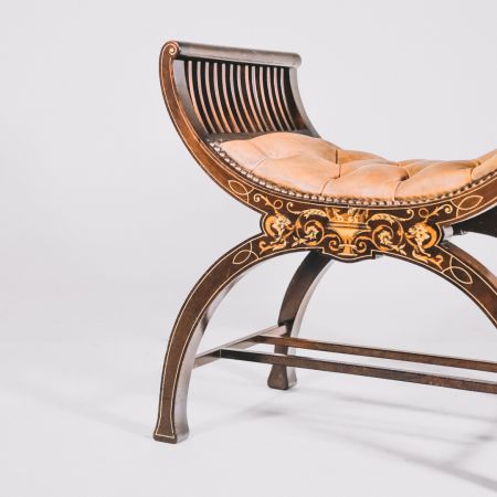 Victorian Piano Chair, Stool, Hocker mit aufwendiger Intarsienarbeit und doppelten Bogenstützen