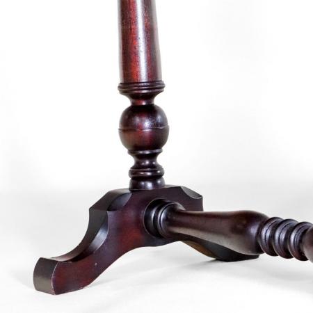 Vicotrian Sutherland Table