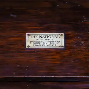 Antiker Offiziersschrank