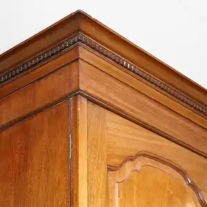 Antiker Offiziersschrank