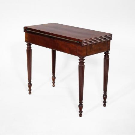 Antiker Mahagoni Spieltisch