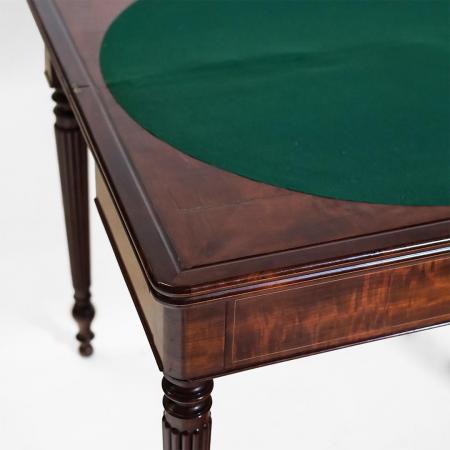 Antiker Mahagoni Spieltisch