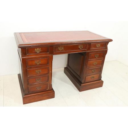 Antiker Pedestal Desk mit rotem Leder, Mahagoni, ca. 19. Jahrhundert