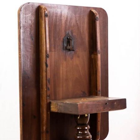 Antiker Tripod Tilt Top Table, Mahagoni, ca. 19. Jahrhundert