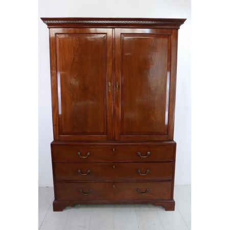 Antiker Wäscheschrank / Linen Press mit schöner Politur, Mahagoni, ca. 19. Jahrhundert