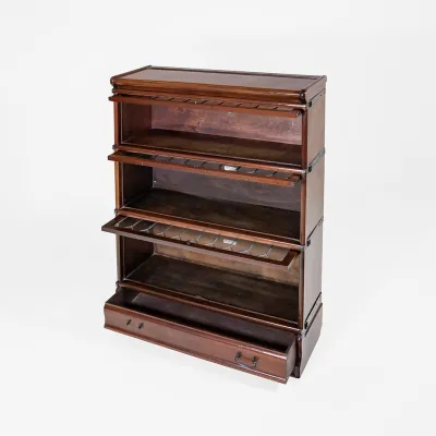 Globe Wernicke Bücherregal