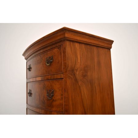 Antiker Burr Walnut Bow Fronted Chest on Chest