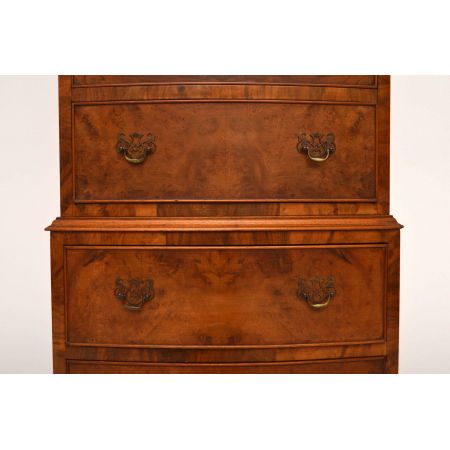 Antiker Burr Walnut Bow Fronted Chest on Chest