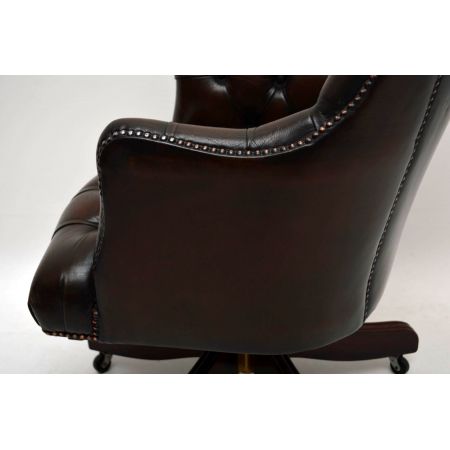Antiker Knopfleder Swivel Schreibtisch Stuhl