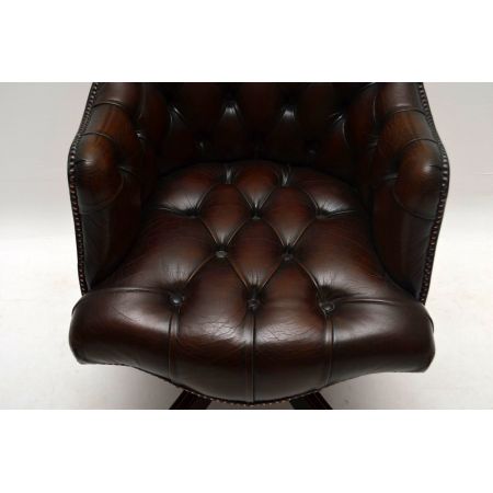 Antiker Knopfleder Swivel Schreibtisch Stuhl