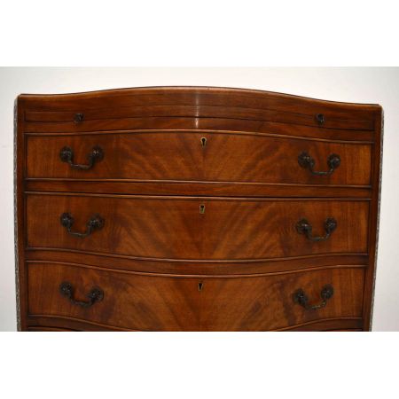 Antike Mahagoni Serpentine Kommode